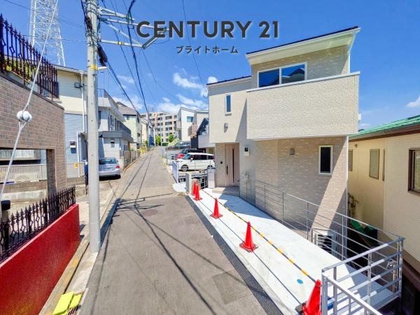 横浜市神奈川区松見町４丁目の新築一戸建