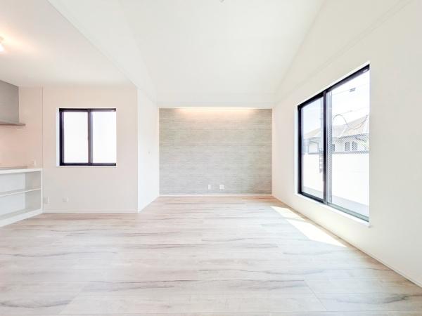 横浜市磯子区岡村４丁目の新築一戸建