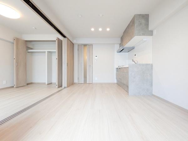 星川シュロス
