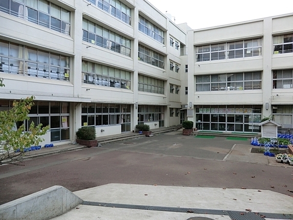 横浜市港北区篠原東１丁目の新築一戸建(横浜市立港北小学校)