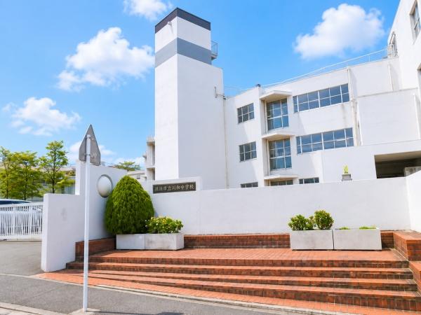 横浜市都筑区川和町の新築一戸建(横浜市立川和中学校)