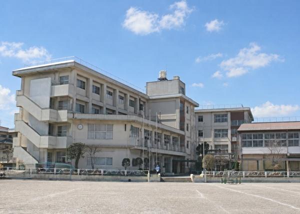 横浜市青葉区たちばな台２丁目の新築一戸建(横浜市立鴨志田第一小学校)