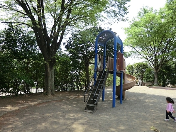 横浜市青葉区つつじが丘の新築一戸建(梅ヶ丘第三公園)
