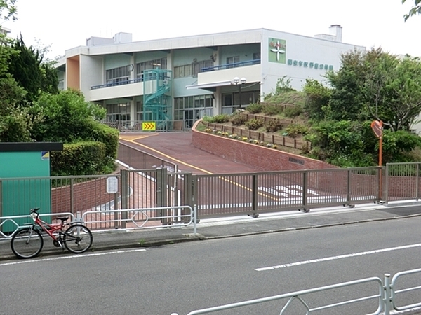 横浜市港南区日限山２丁目の新築一戸建(関東学院のびのびのば幼稚園)