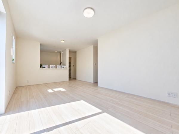 横浜市旭区三反田町の新築一戸建