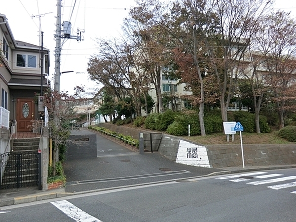 横浜市保土ケ谷区法泉２丁目の新築一戸建(横浜市立橘中学校)