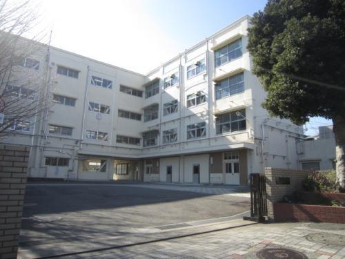 横浜市青葉区奈良５丁目の中古一戸建て(横浜市立奈良小学校)