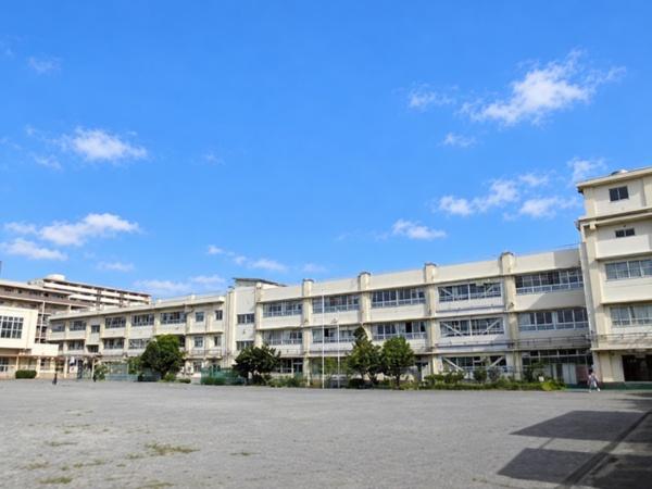 川崎市川崎区大島１丁目の新築一戸建(川崎市立向小学校)