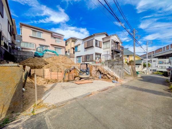 横浜市南区六ツ川２丁目の新築一戸建