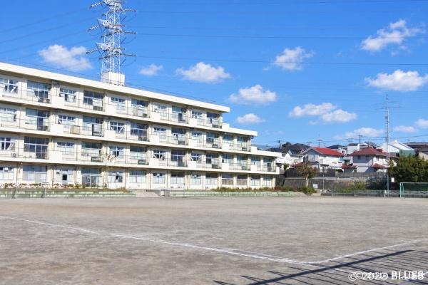 横浜市青葉区もみの木台の新築一戸建(横浜市立嶮山小学校)