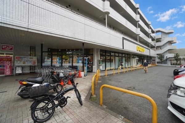 横浜市青葉区桂台２丁目の新築一戸建(いなげや横浜桂台店)