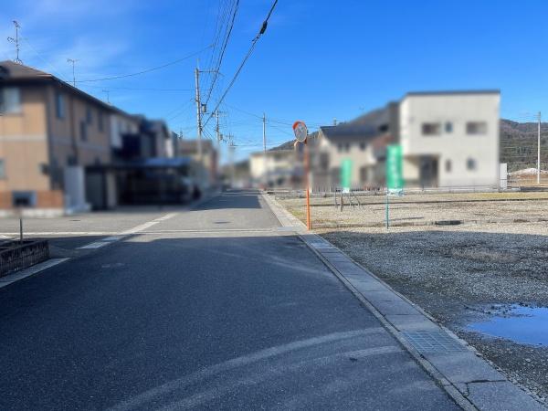 東近江市五個荘山本町の土地