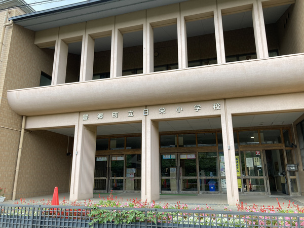 犬上郡豊郷町大字高野瀬の土地(日栄小学校)