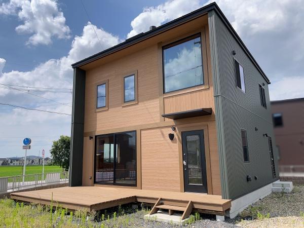 愛知郡愛荘町東円堂の中古一戸建