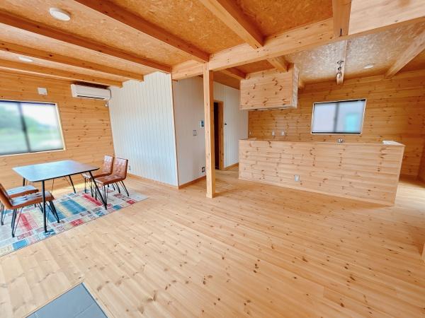 愛知郡愛荘町東円堂の中古一戸建て