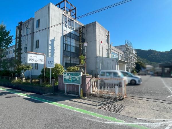 東近江市佐生町の新築一戸建(東近江市立能登川南小学校)