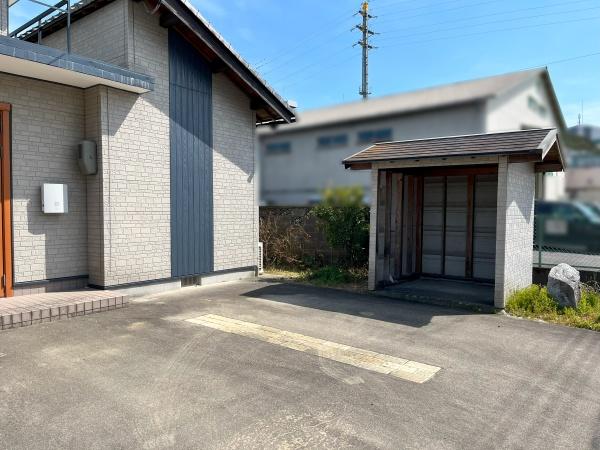 近江八幡市中村町の中古一戸建