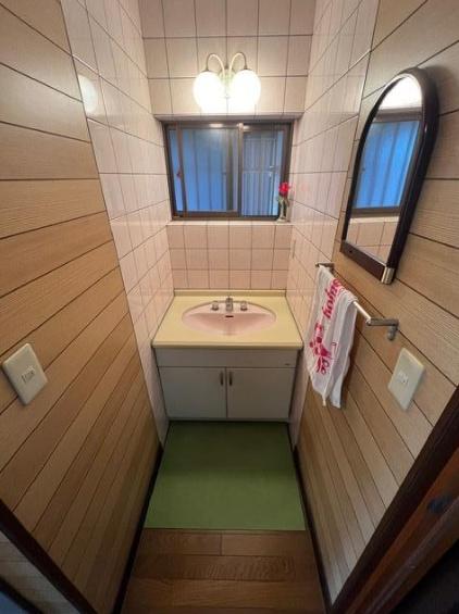 近江八幡市小船木町の中古一戸建て