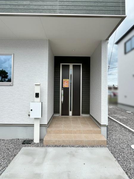 近江八幡市中村町の新築一戸建