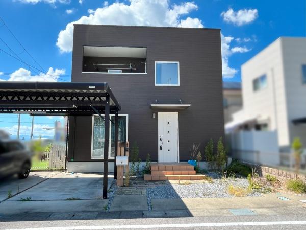 愛知郡愛荘町安孫子の中古一戸建