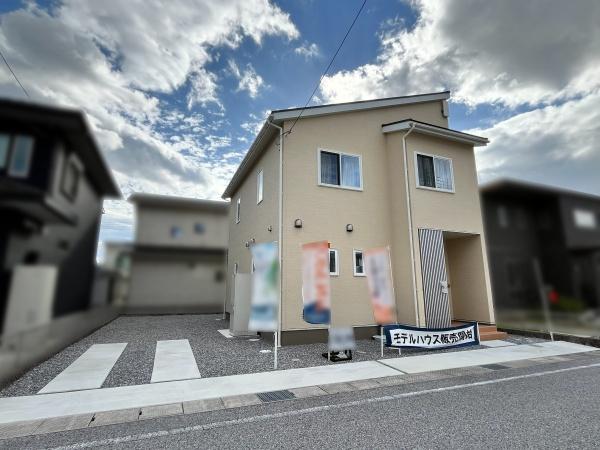 愛知郡愛荘町豊満の中古一戸建て