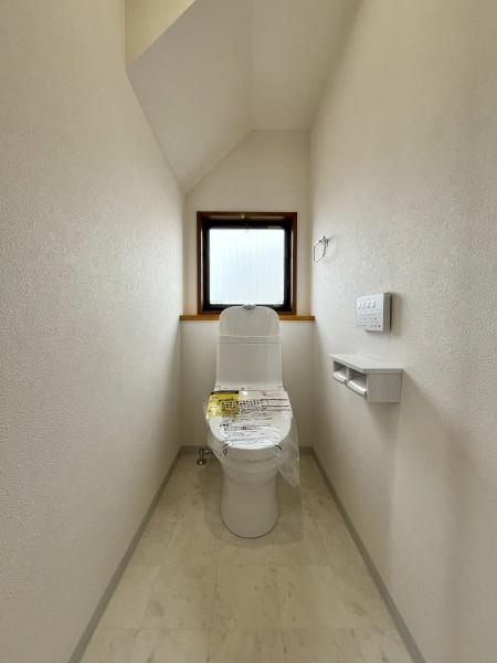 東近江市五個荘北町屋町の中古一戸建て(トイレ)