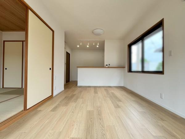 東近江市五個荘北町屋町の中古一戸建て(リビング)