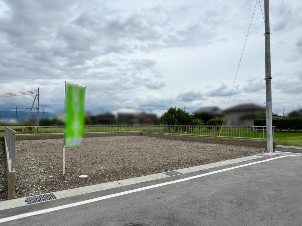 愛知郡愛荘町長野の土地