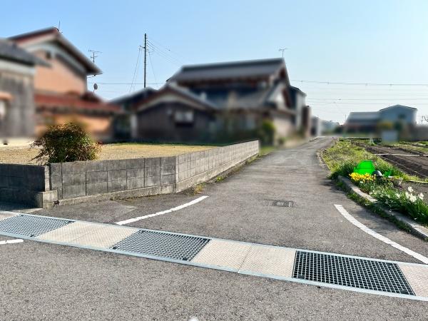 愛知郡愛荘町岩倉の土地