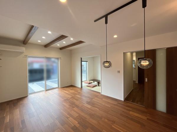 彦根市稲部町の中古一戸建て