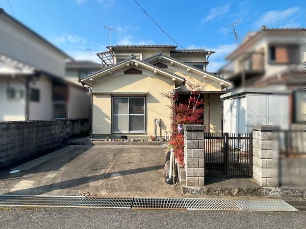 東近江市種町の中古一戸建
