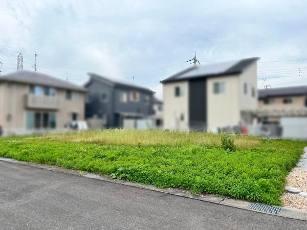 愛知郡愛荘町長野の土地