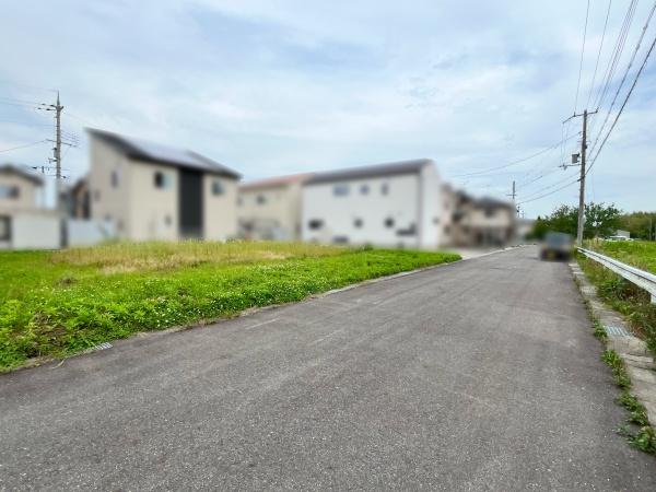 愛知郡愛荘町長野の土地