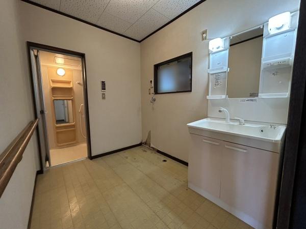 東近江市和南町の中古一戸建て