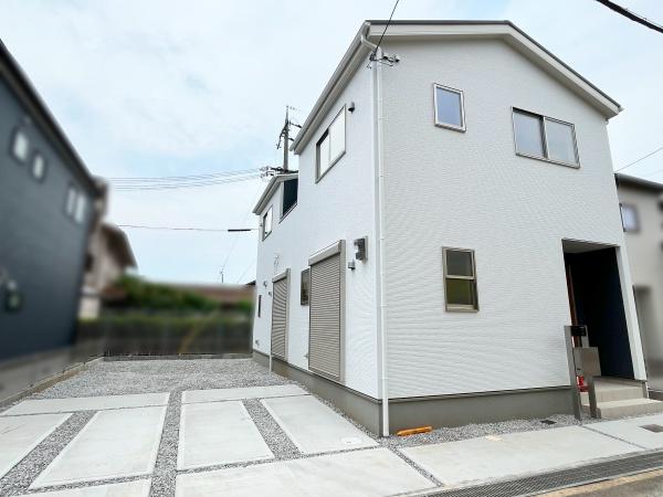 彦根市小泉町の新築一戸建