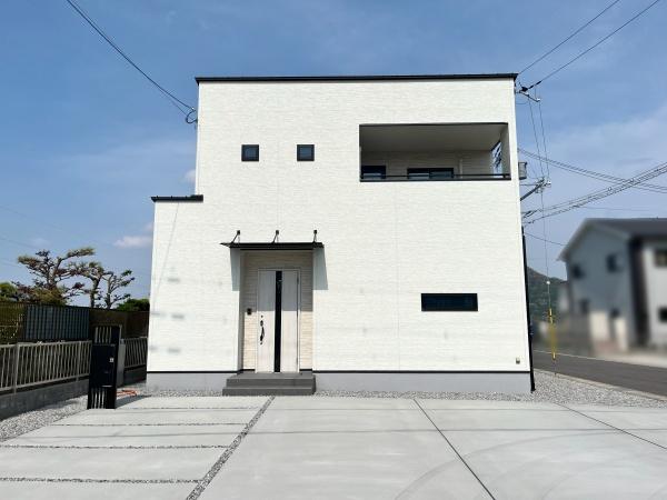 近江八幡市西生来町の中古一戸建
