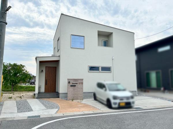 愛知郡愛荘町島川の中古一戸建