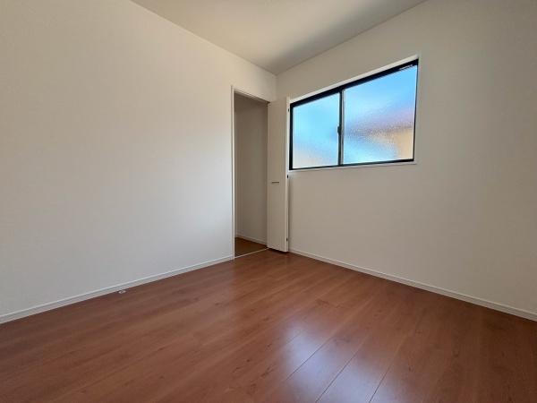 彦根市彦富町の新築一戸建