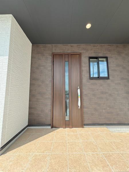 彦根市彦富町の新築一戸建