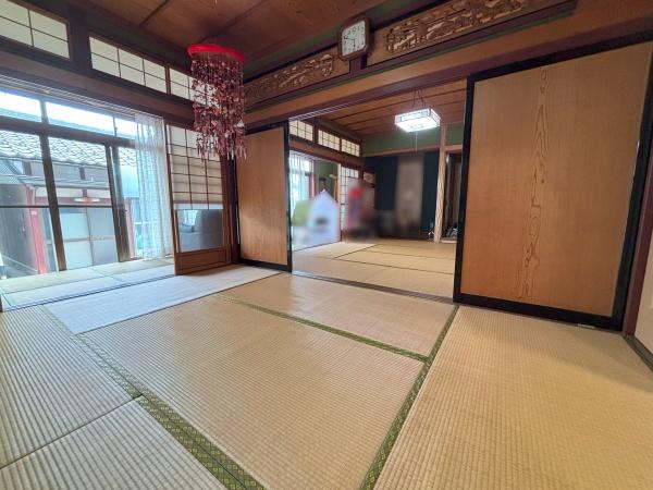 東近江市石塔町の中古一戸建て