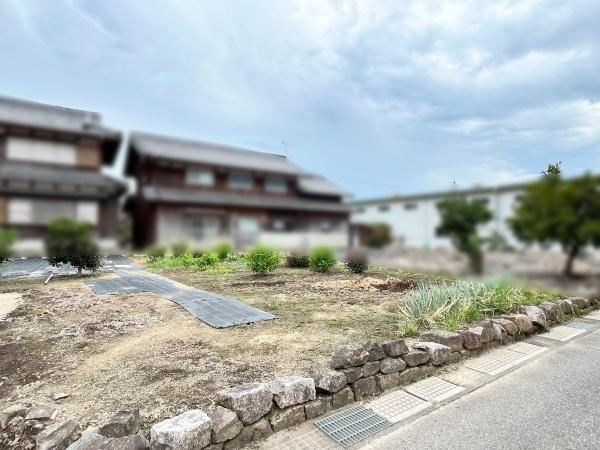 近江八幡市安土町常楽寺の土地