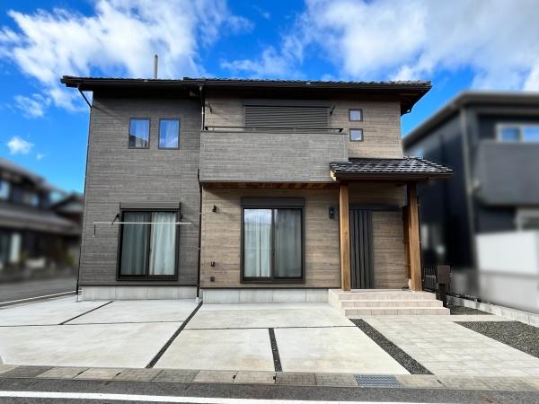 東近江市佐野町の中古一戸建