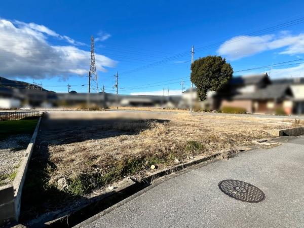 東近江市五個荘山本町の土地