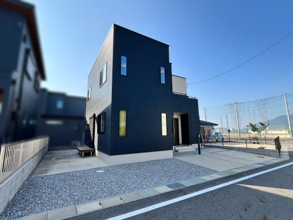 東近江市聖徳町の中古一戸建