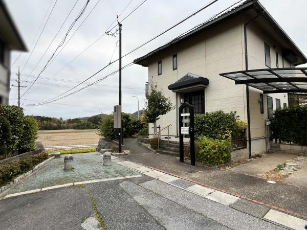 東近江市布引台１丁目の中古一戸建