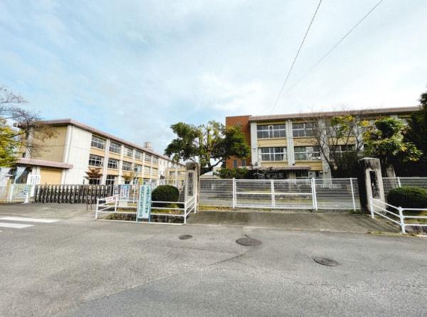 蒲生郡日野町大字山本の土地(日野町立必佐小学校)