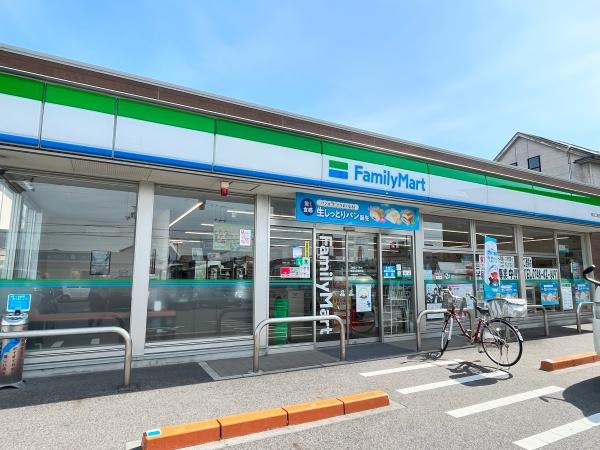 東近江市能登川町の土地(ファミリーマート東近江能登川店)