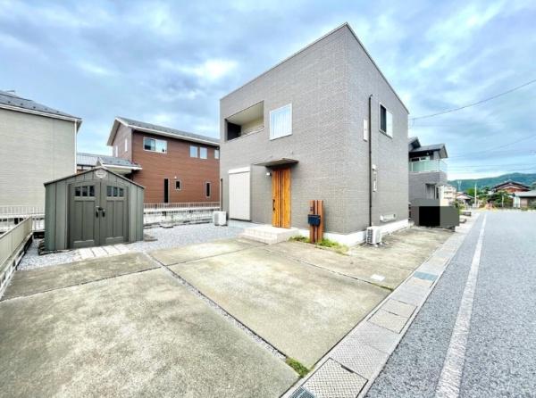 東近江市五個荘三俣町の中古一戸建