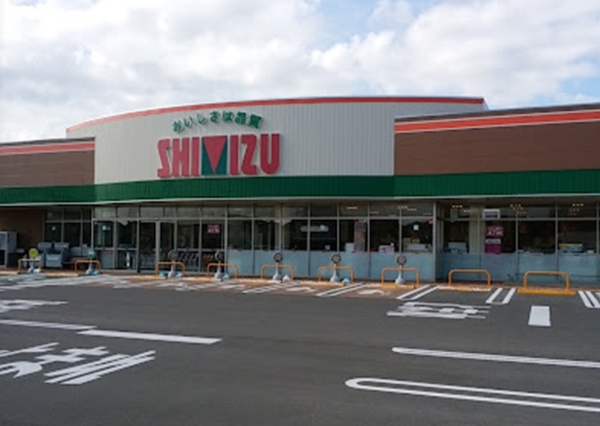 新潟市西区内野西2丁目の中古一戸建て(清水フードセンター西内野店)