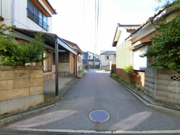 東区牡丹山2丁目　売地